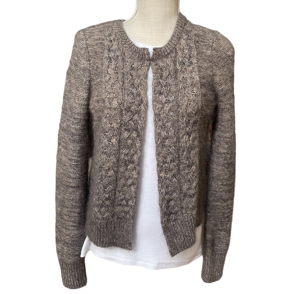 Max Studio Angora Rabbit Hair Cable Knitted Short Cardigan Sweater Size:‎ M